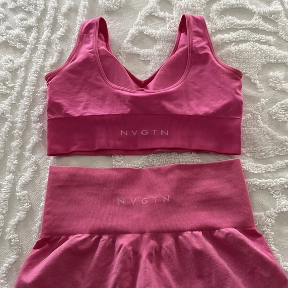 SOLD- NVGTN contour leggings in Bubble Gum - Picture 11 of 11